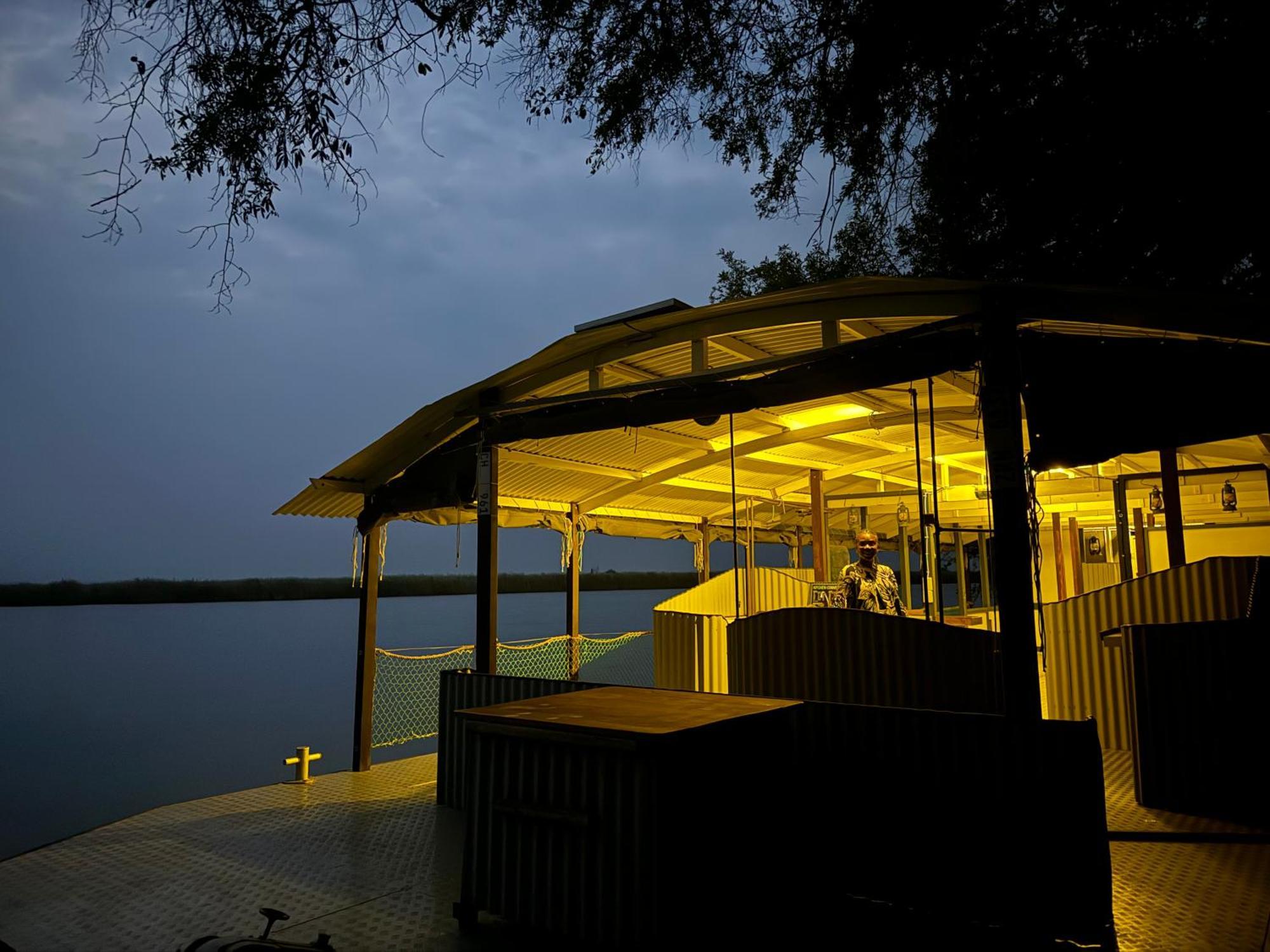 Chobe House Villa And Chalets Kasane Exterior photo